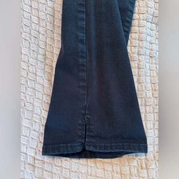 NYDJ Sheri Slim Lift Tuck Women's Size 8 in Black - Picture 3 of 7